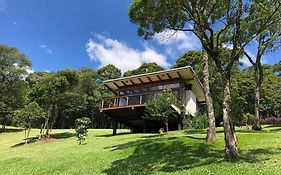 Futucatuia Brisa • Arquitetura única nas montanhas